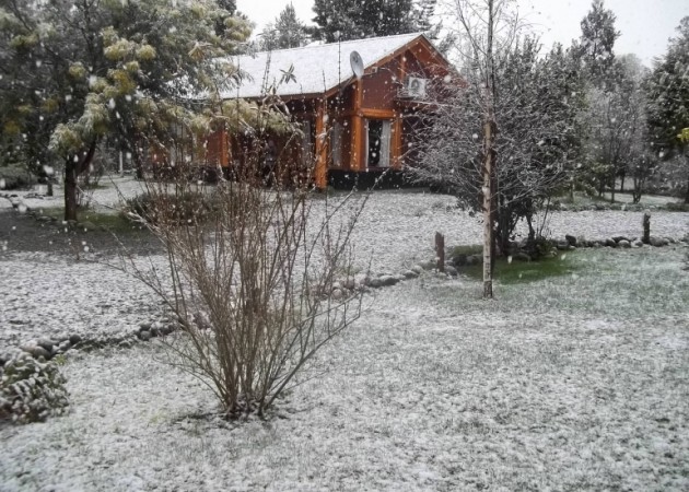 Excelente Complejo de Cabañas en Lago Puelo