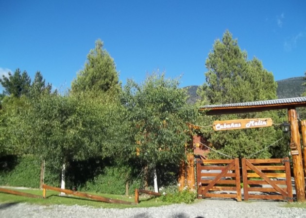 Excelente Complejo de Cabañas en Lago Puelo