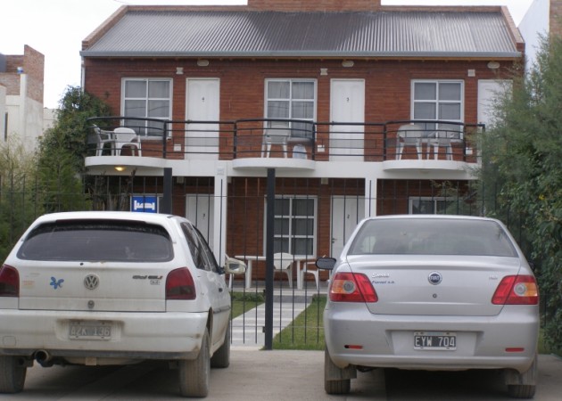 OPORTUNIDAD - Complejo de 6 Departamentos