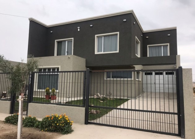 Espectacular casa 4 dorm. en Solanas 295m2