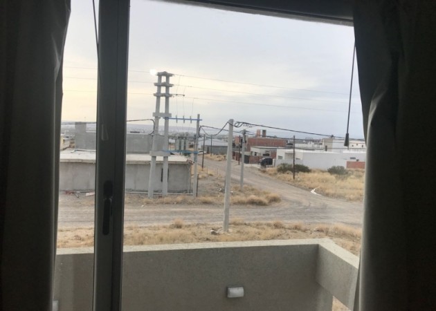 Espectacular casa 4 dorm. en Solanas 295m2