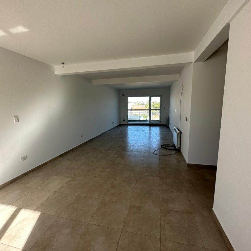 DEPTO 2 DORMITORIOS A 4 CUADRAS DEL MAR