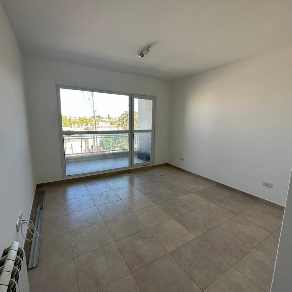 DEPTO 2 DORMITORIOS A 4 CUADRAS DEL MAR