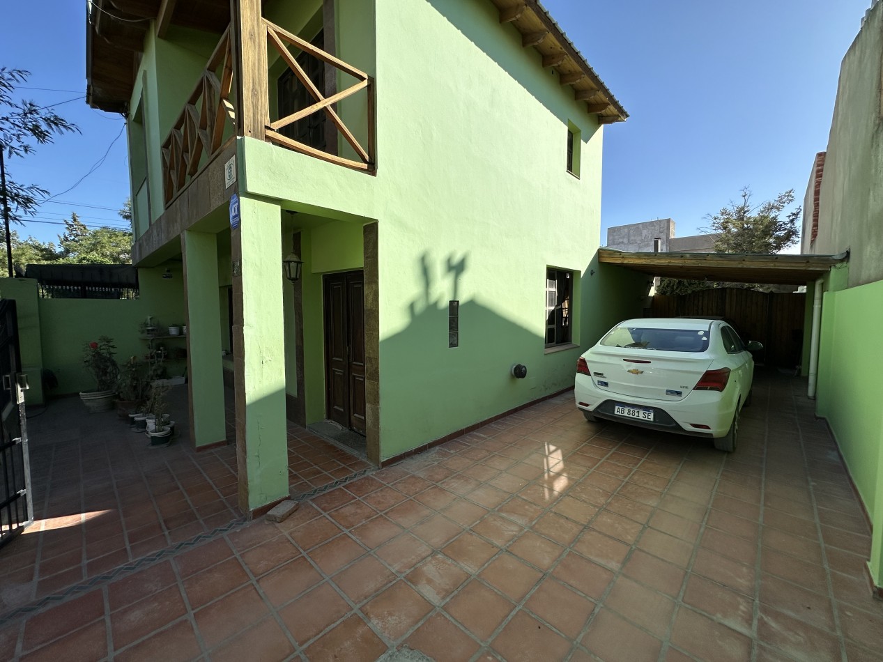 CASA 3 DORMITORIOS CON PATIO EN BARRIO SUR
