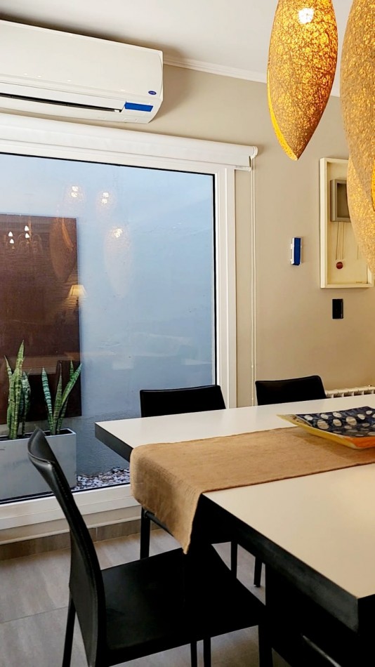 MONTE HERMOSO - EXCELENTE CASA EN VENTA DE 3 DORMITORIOS Y 2 BAÑOS CON PISCINA Y PATIO