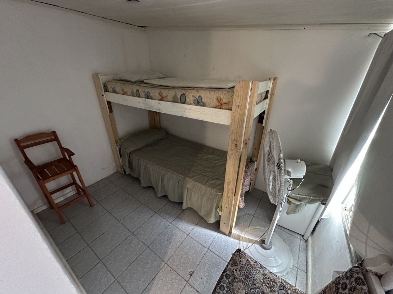 CASA 3 DORMITORIOS CON LOCAL COMERCIAL Y DEPARTAMENTO DE 1 DORMITORIO AL FONDO