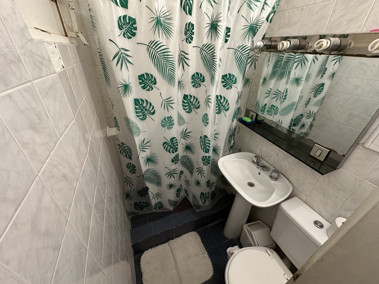 CASA 3 DORMITORIOS CON LOCAL COMERCIAL Y DEPARTAMENTO DE 1 DORMITORIO AL FONDO