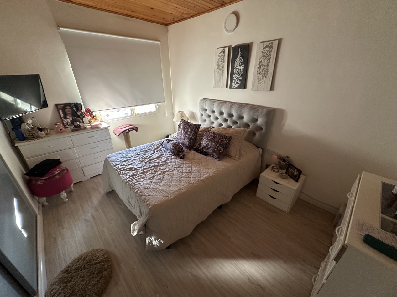 CASA 3 DORMITORIOS EN BARRIO LA COLINA 