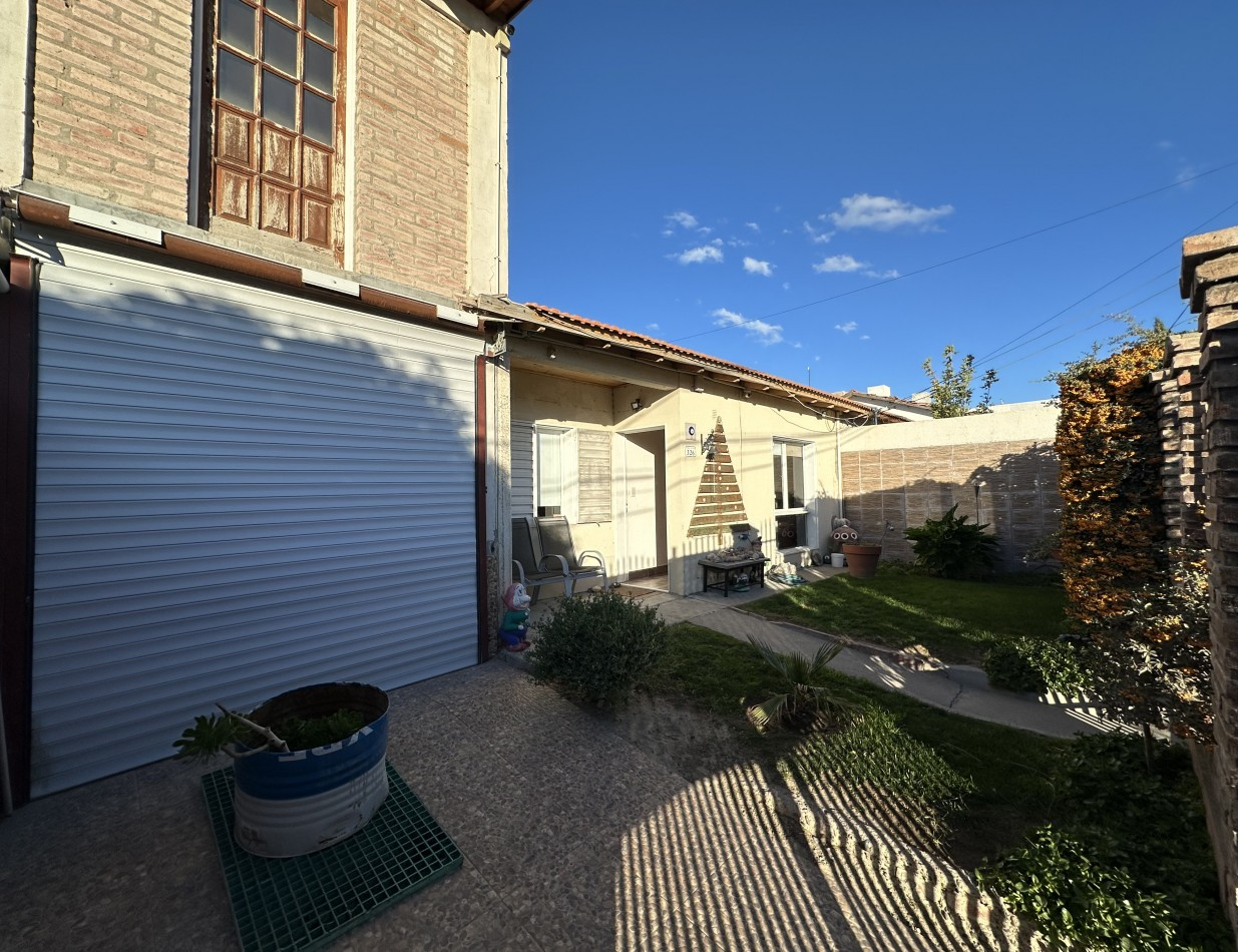 CASA 3 DORMITORIOS EN BARRIO LA COLINA 