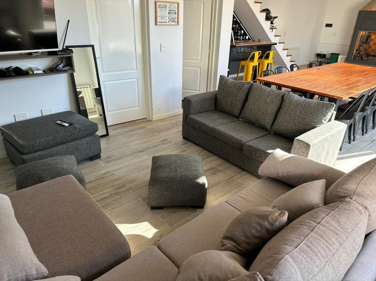 CASA 3 DORMITORIOS CON COCHERA Y PILETA 