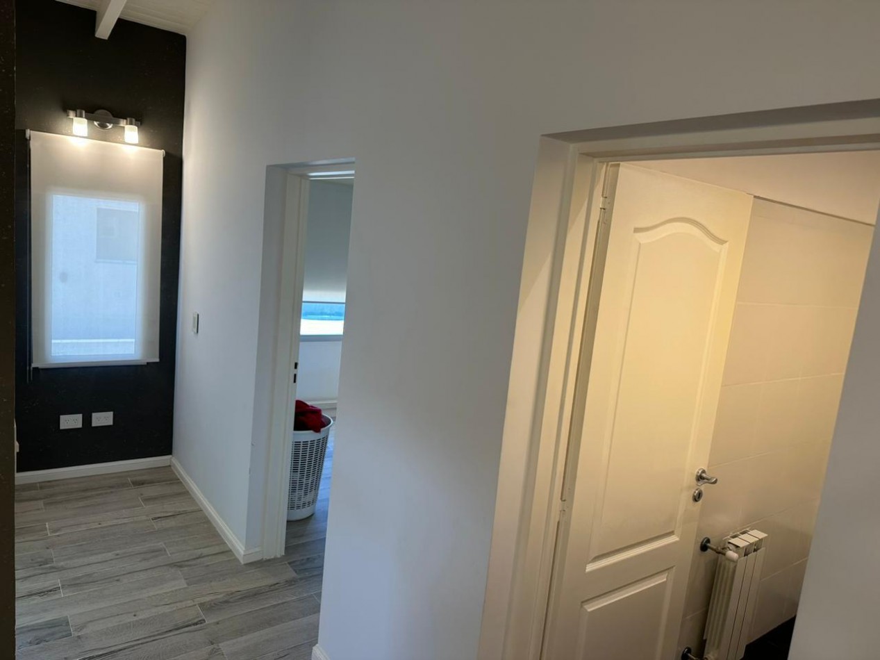 CASA 3 DORMITORIOS CON COCHERA Y PILETA 