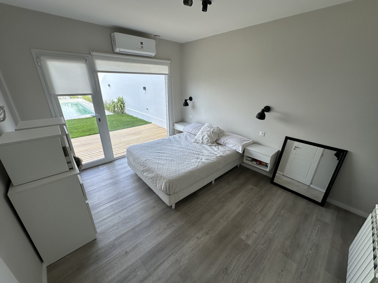 CASA DE 2 DORMITORIOS CON PATIO, QUINCHO Y PILETA 