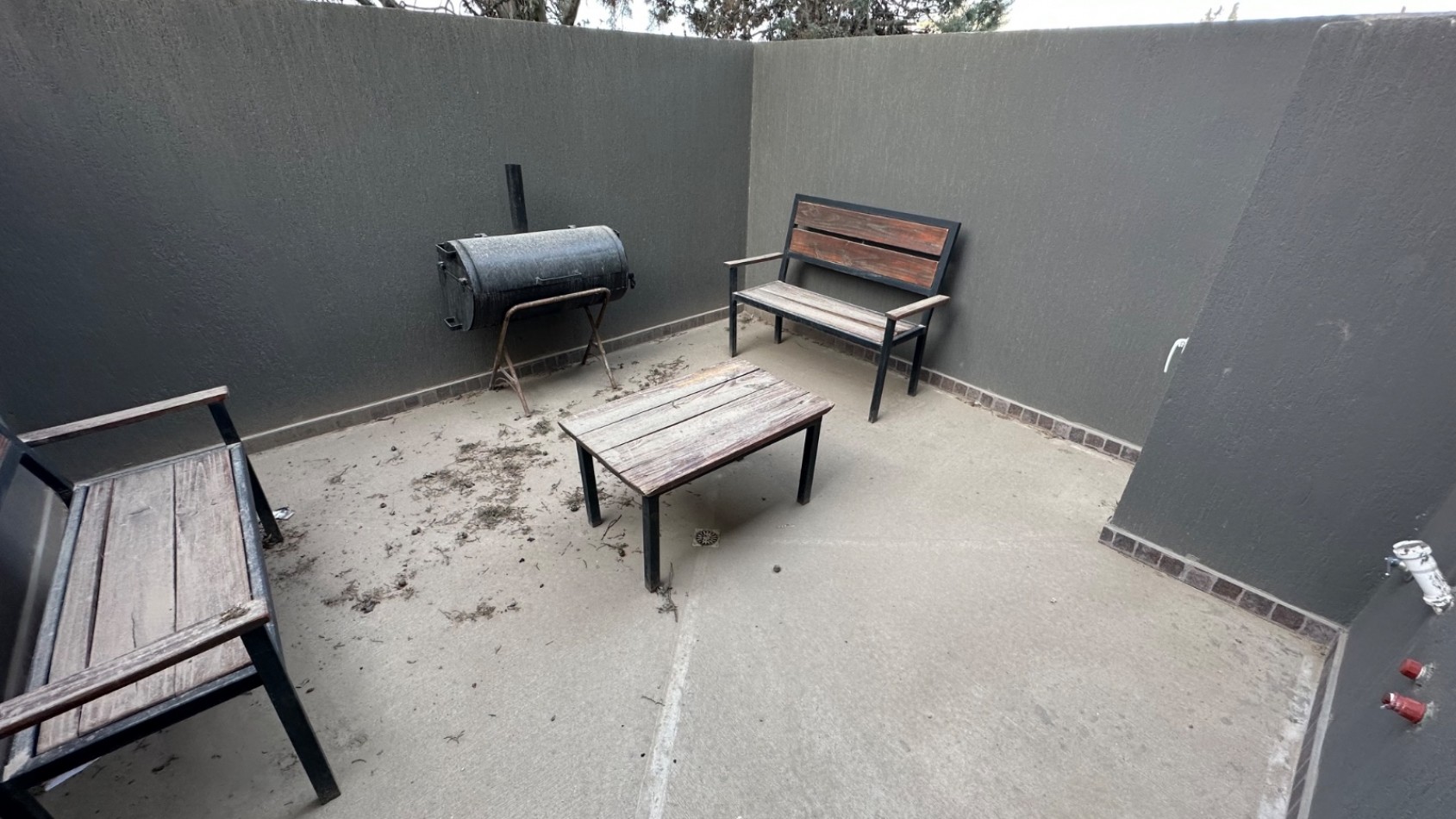 DUPLEX A ESTRENAR CON COCHERA ZONA SUR