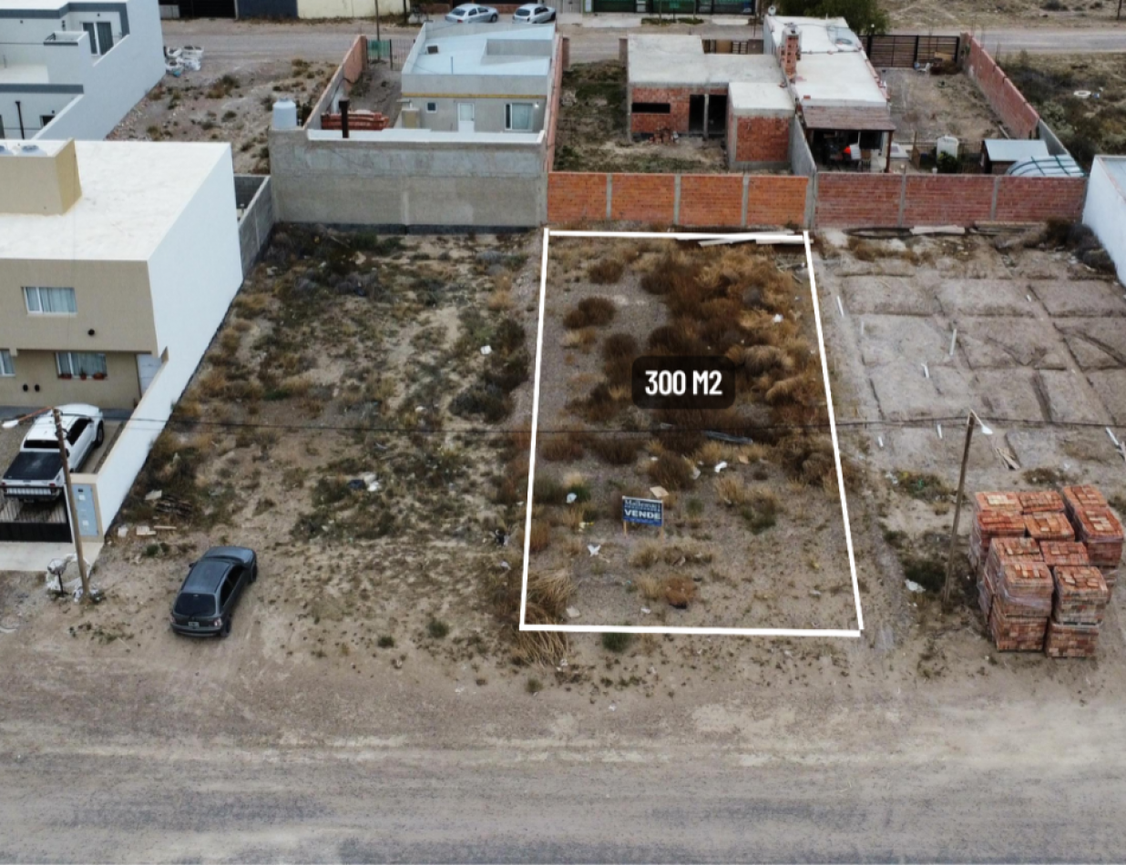 TERRENO 300 m2