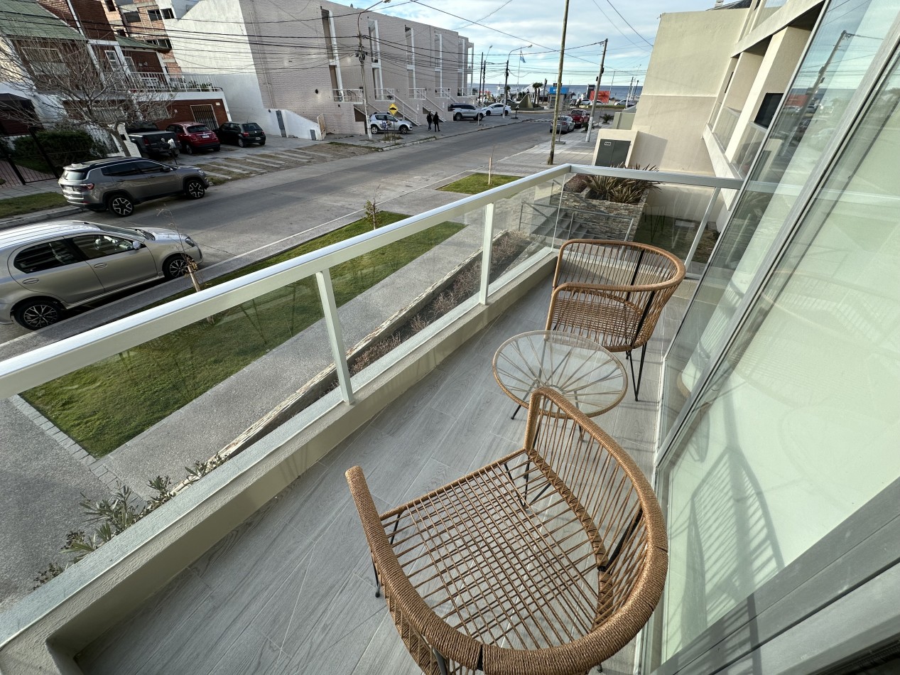 ESPECTACULAR PISO DE CATEGORIA A METROS DEL MAR