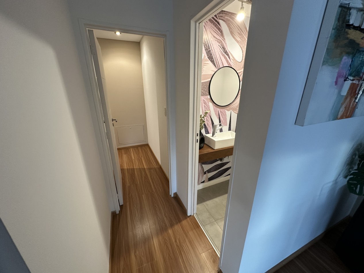 ESPECTACULAR PISO DE CATEGORIA A METROS DEL MAR