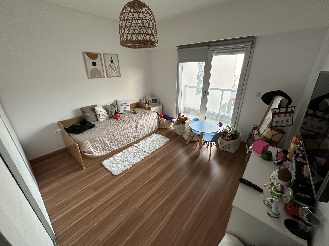 ESPECTACULAR PISO DE CATEGORIA A METROS DEL MAR