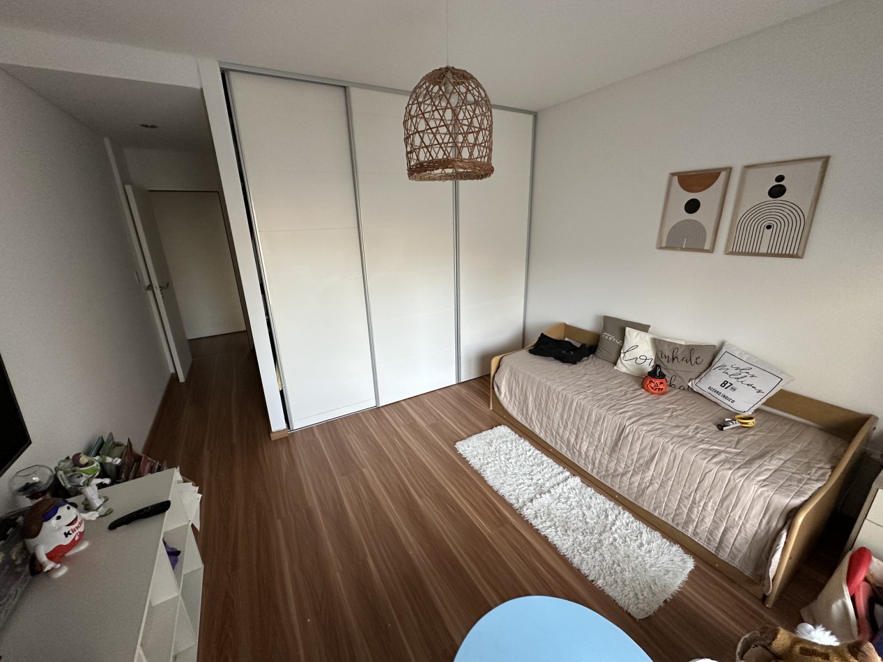 ESPECTACULAR PISO DE CATEGORIA A METROS DEL MAR