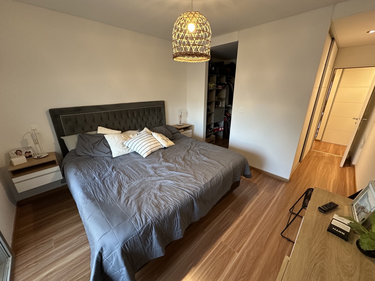 ESPECTACULAR PISO DE CATEGORIA A METROS DEL MAR