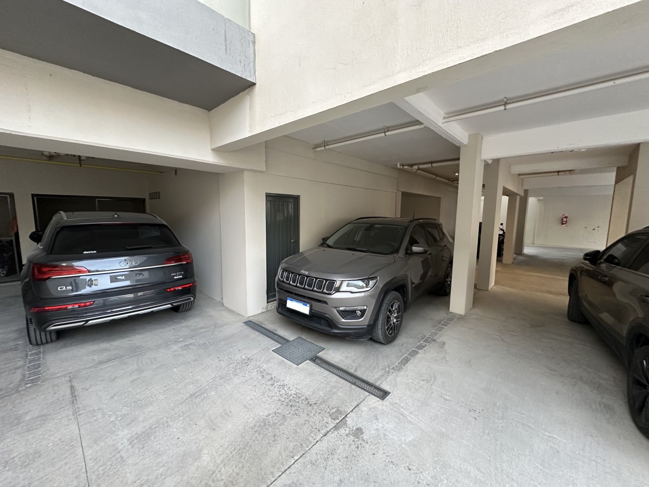 ESPECTACULAR PISO DE CATEGORIA A METROS DEL MAR