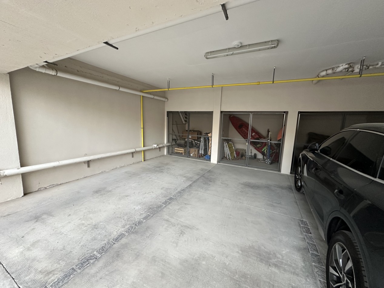 ESPECTACULAR PISO DE CATEGORIA A METROS DEL MAR