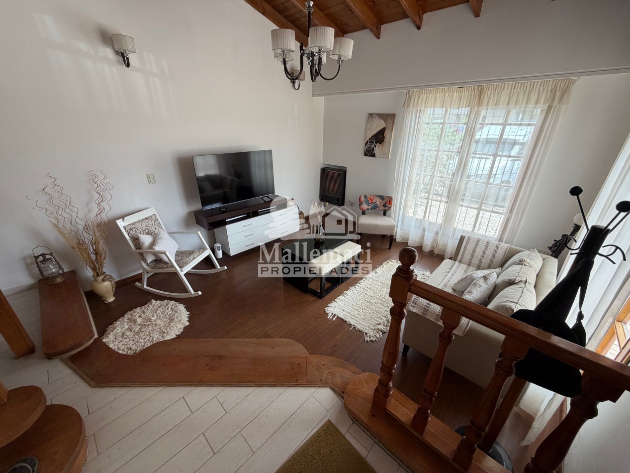 HERMOSA CASA DE 3 DORMITORIOS A METROS DEL MAR