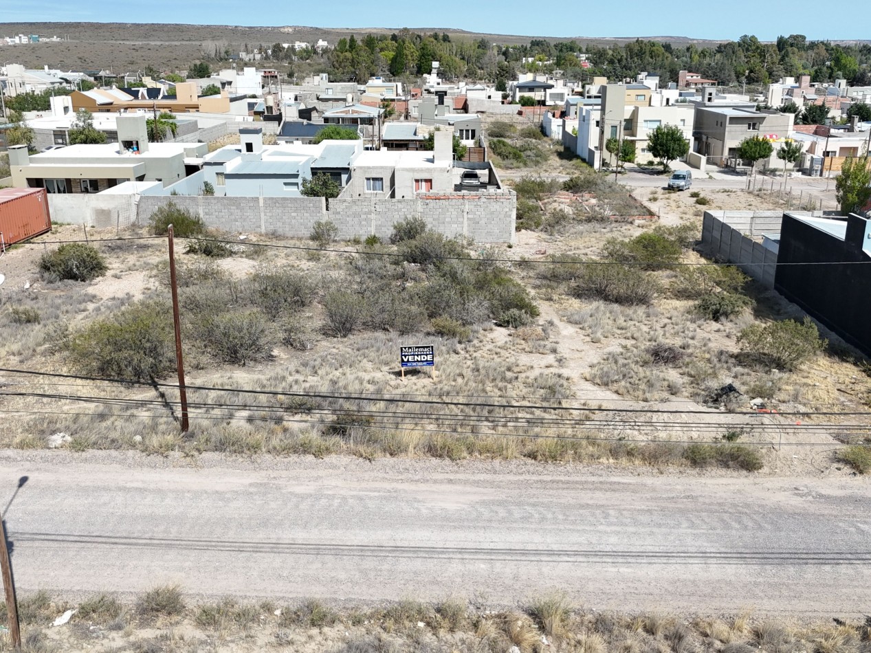 TERRENO 375 M² CON SERVICIOS - ESTILO SOLANA