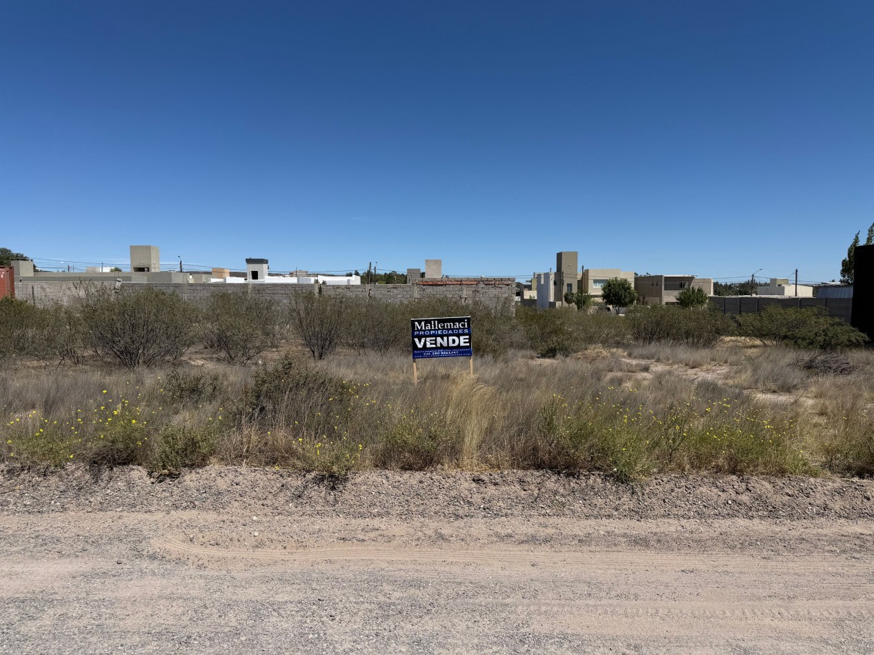 TERRENO 375 M² CON SERVICIOS - ESTILO SOLANA