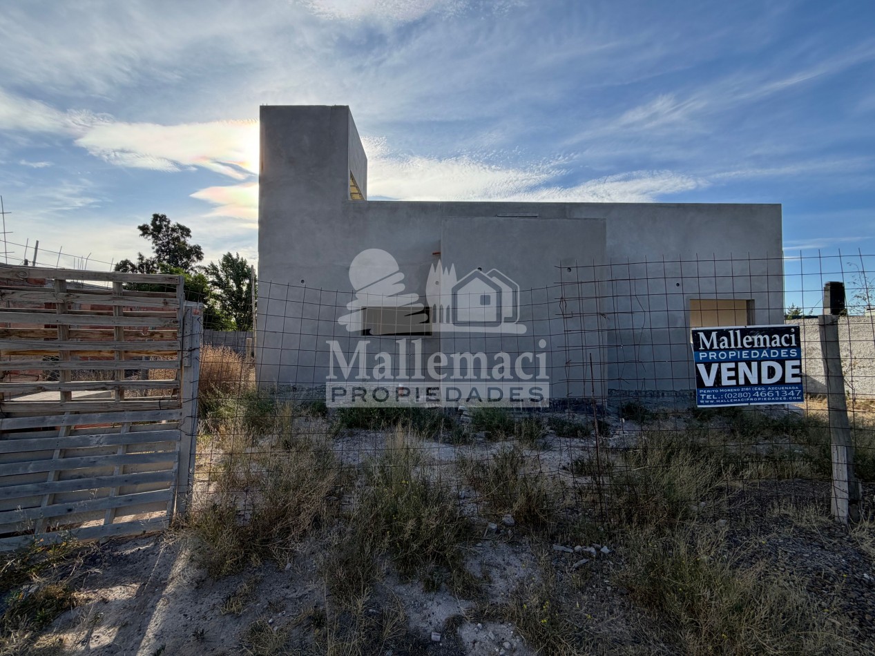 CASA 2 DORMITORIOS A TERMINAR CON 70% DE AVANCE DE OBRA 