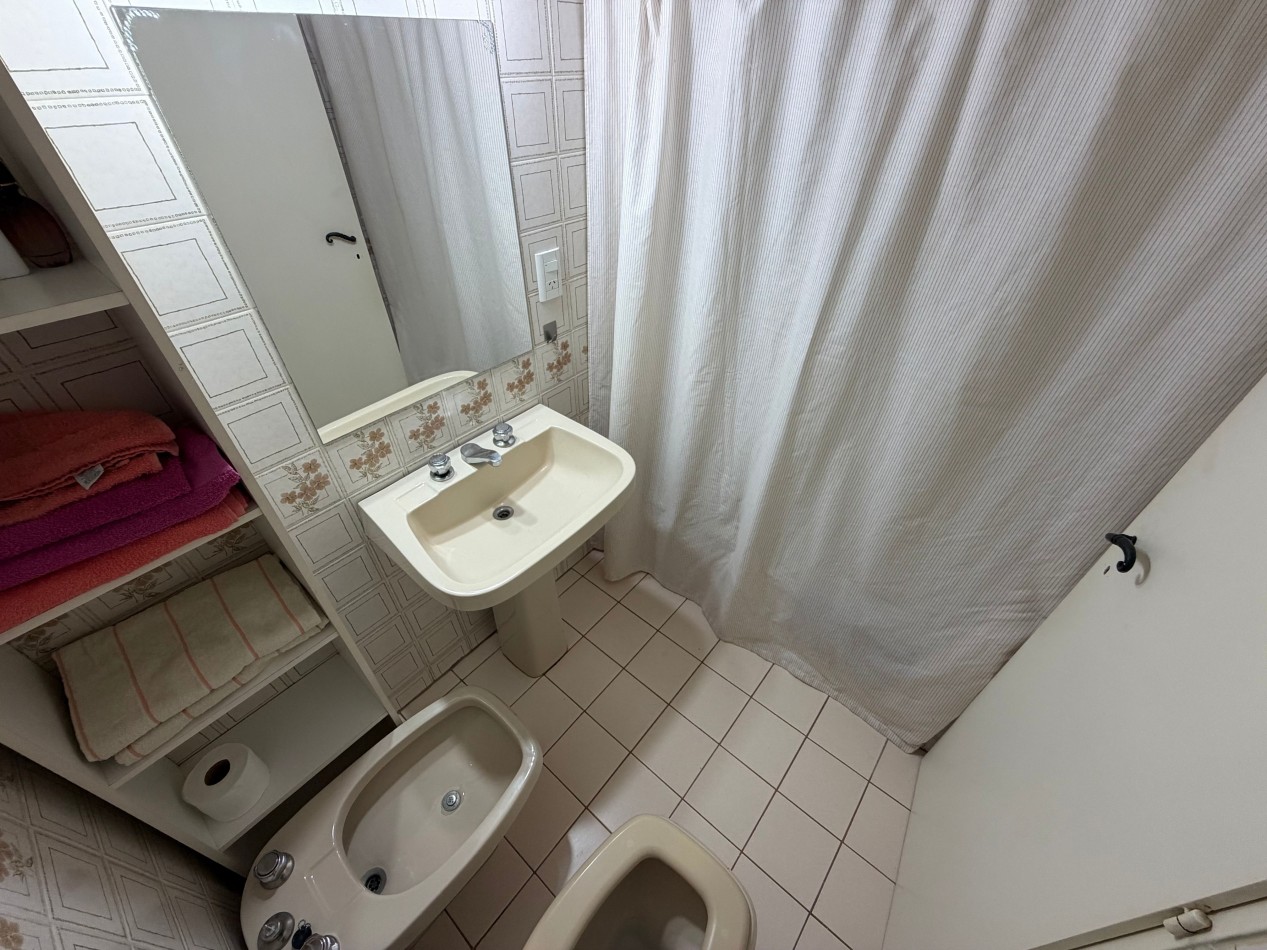 DUPLEX DE 3 HABITACIONES Y PATIO CON PARRILLA EN BARRIO SUR