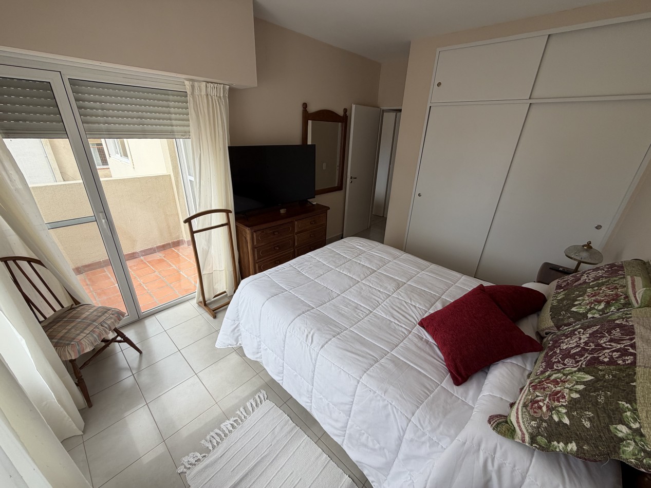 DUPLEX 3 DORMITORIOS CON COCHERA Y PATIO EN BARRIO SUR 