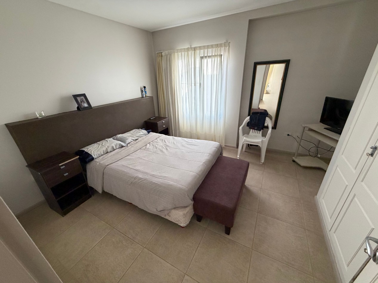 DUPLEX DE 2 DORMITORIOS Y PATIO CON PARRILLA EN BARRIO SUR