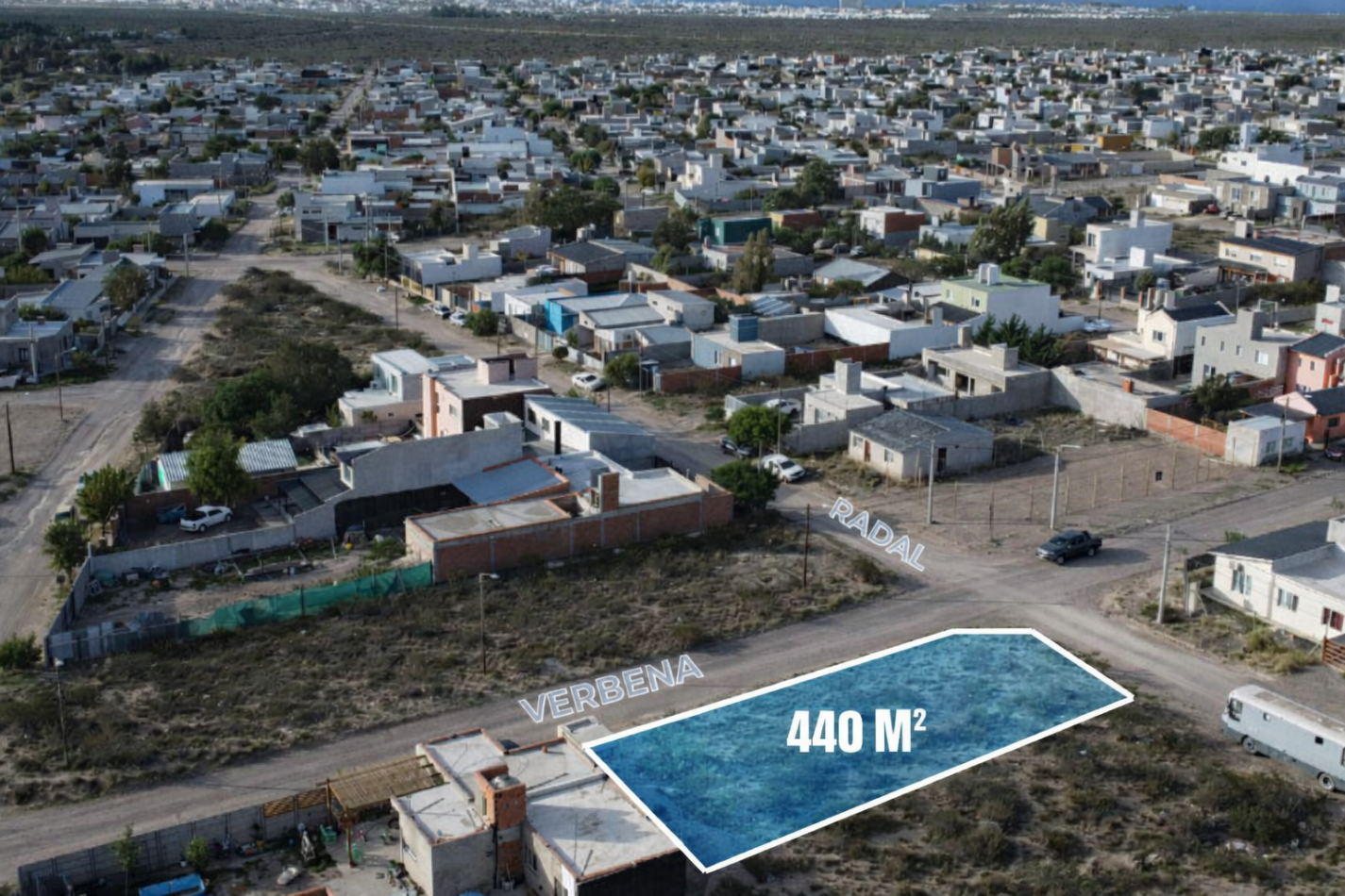 TERRENO EN ESQUINA 440 M² - SOLANA