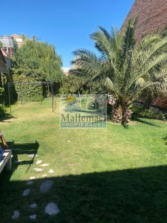 Casa de 3 Habitaciones + Complejo de 6 departamentos