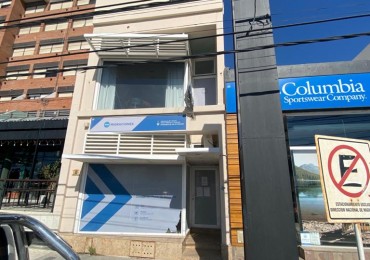 Local frente al mar 250m² - EXCELENTE ubicacion  