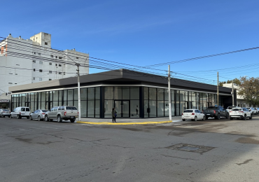 EXCELENTES LOCALES COMERCIALES A ESTRENAR EN PLENO CENTRO 