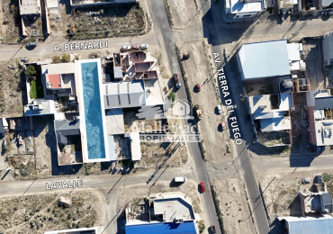 TERRENO 600 M² CON SALIDA A DOS CALLES 