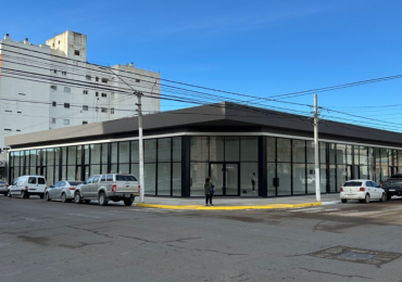 LOCALES COMERCIALES EN PLENO CENTRO