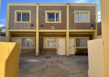 DUPLEX 2 DORMITORIOS CON PATIO