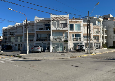 HERMOSO TRIPLEX FRENTE AL MAR - 3 DORM